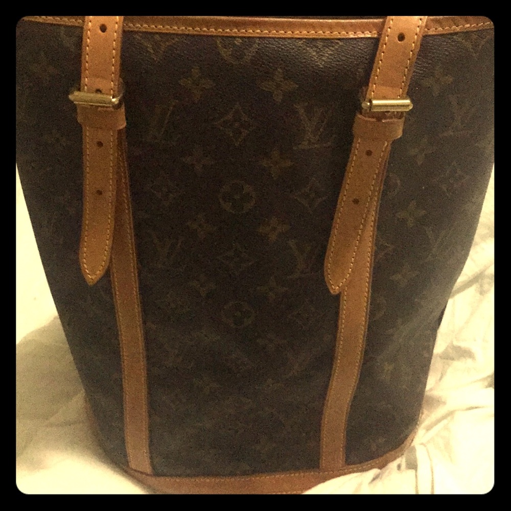 Authentic vintage  Louis Vuitton bucket GM